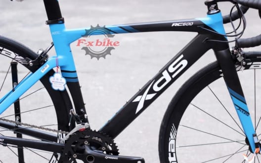Xe-Đạp-Đua-XDS-RC600-Đen-Xanh-3-528x330